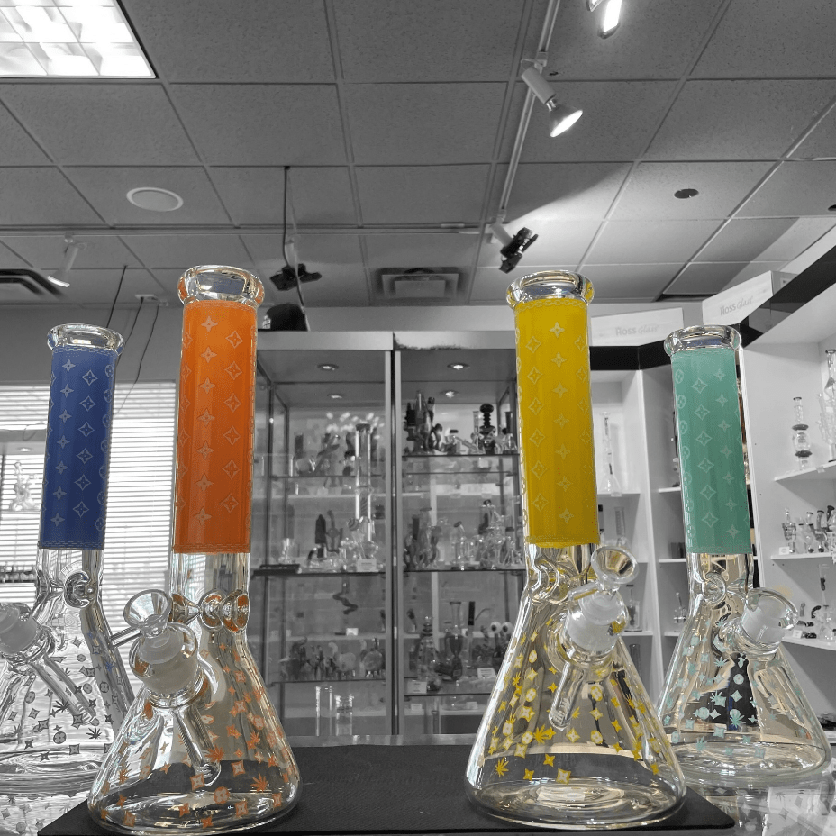 LV Pattern 7mm Beaker Bong-Glow In The Dark-14.5″ - Image 10